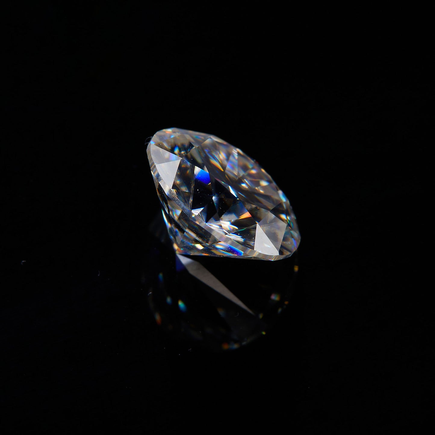 d color moissanite diamond near colorless diamond